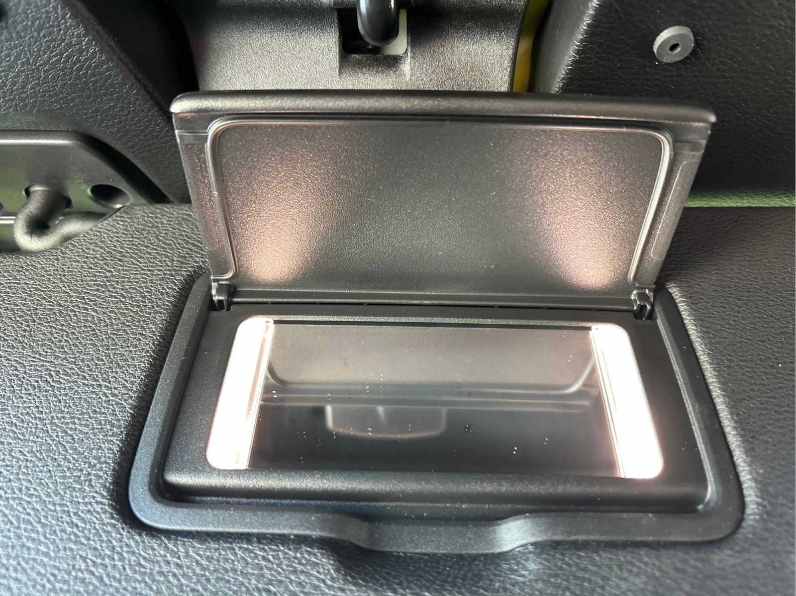 Certified 2024 Jeep Wrangler Sport AWD/4WD image 32