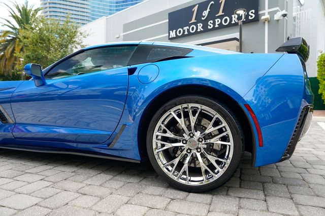 Used 2016 Chevrolet Corvette Z06 w/ 3LZ Preferred Equipment Group RWD image 19