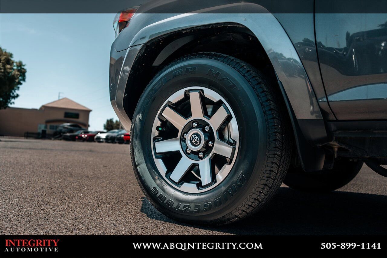 Used 2023 Toyota 4Runner TRD Off-Road Premium w/ Off Road Premium Plus Package AWD/4WD image 13