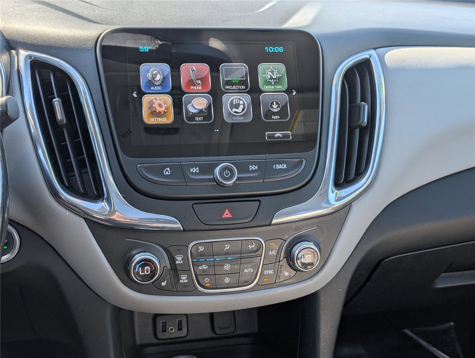 Used 2018 Chevrolet Equinox LT w/ Sun & Infotainment Package image 29