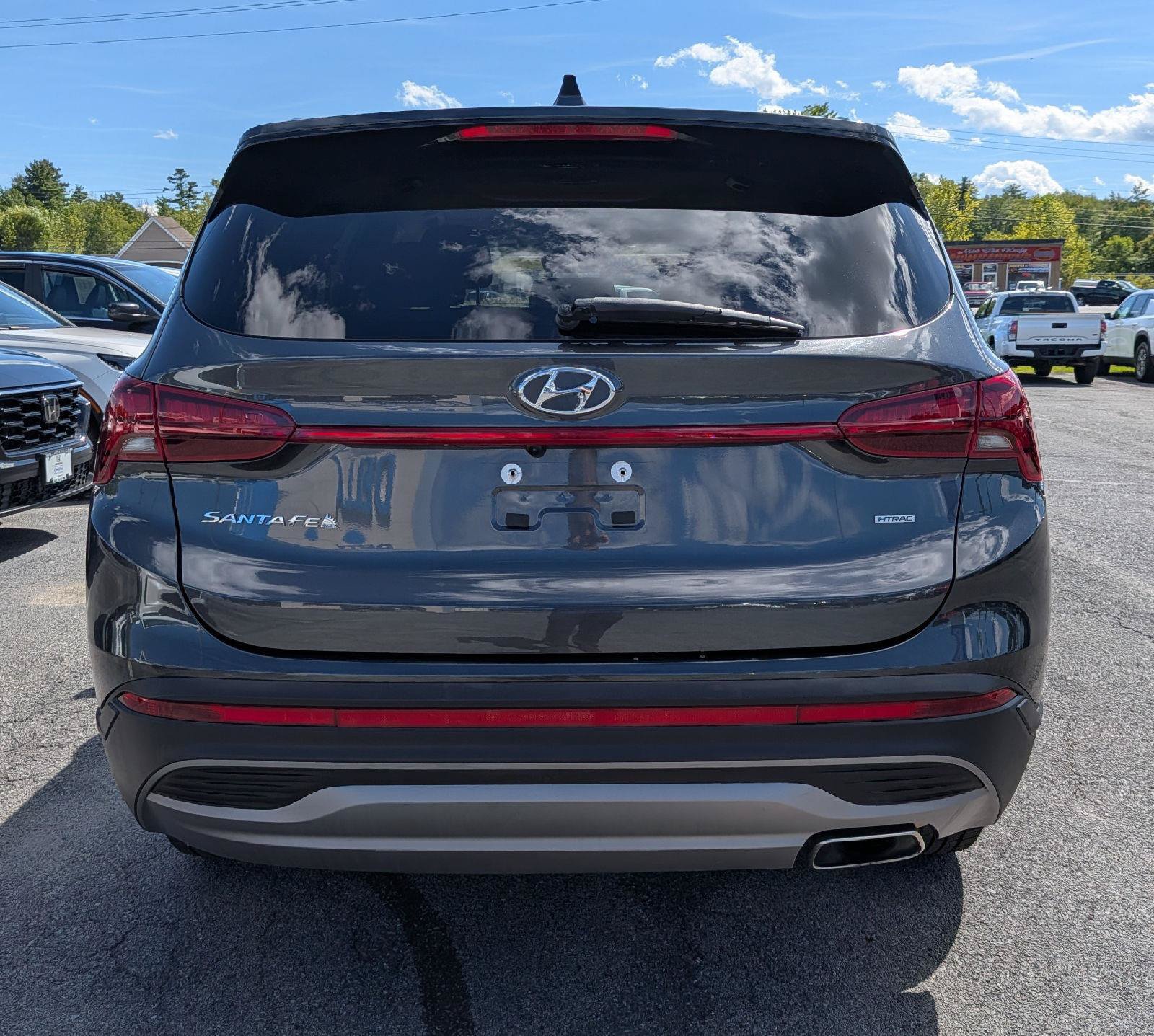 Used 2023 Hyundai Santa Fe SE AWD/4WD image 9