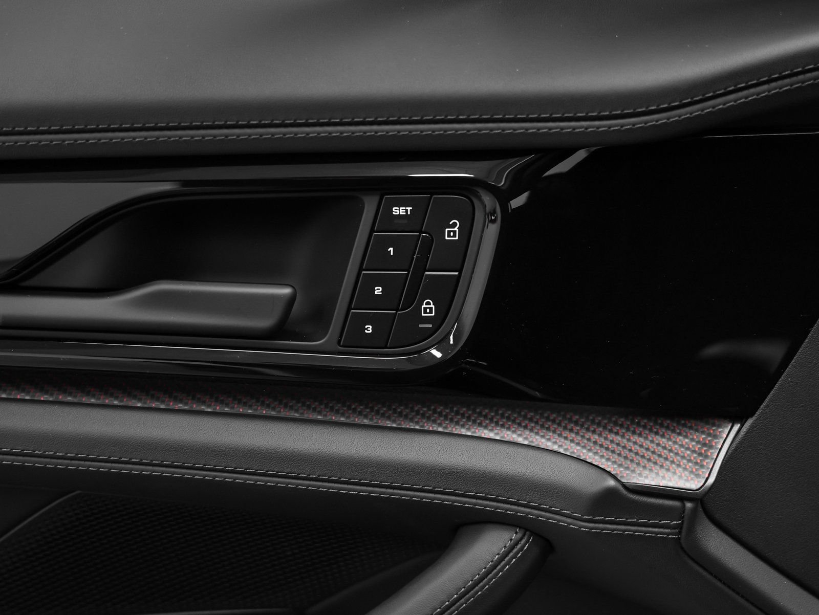 Certified 2026 Porsche Panamera 4 AWD/4WD image 32