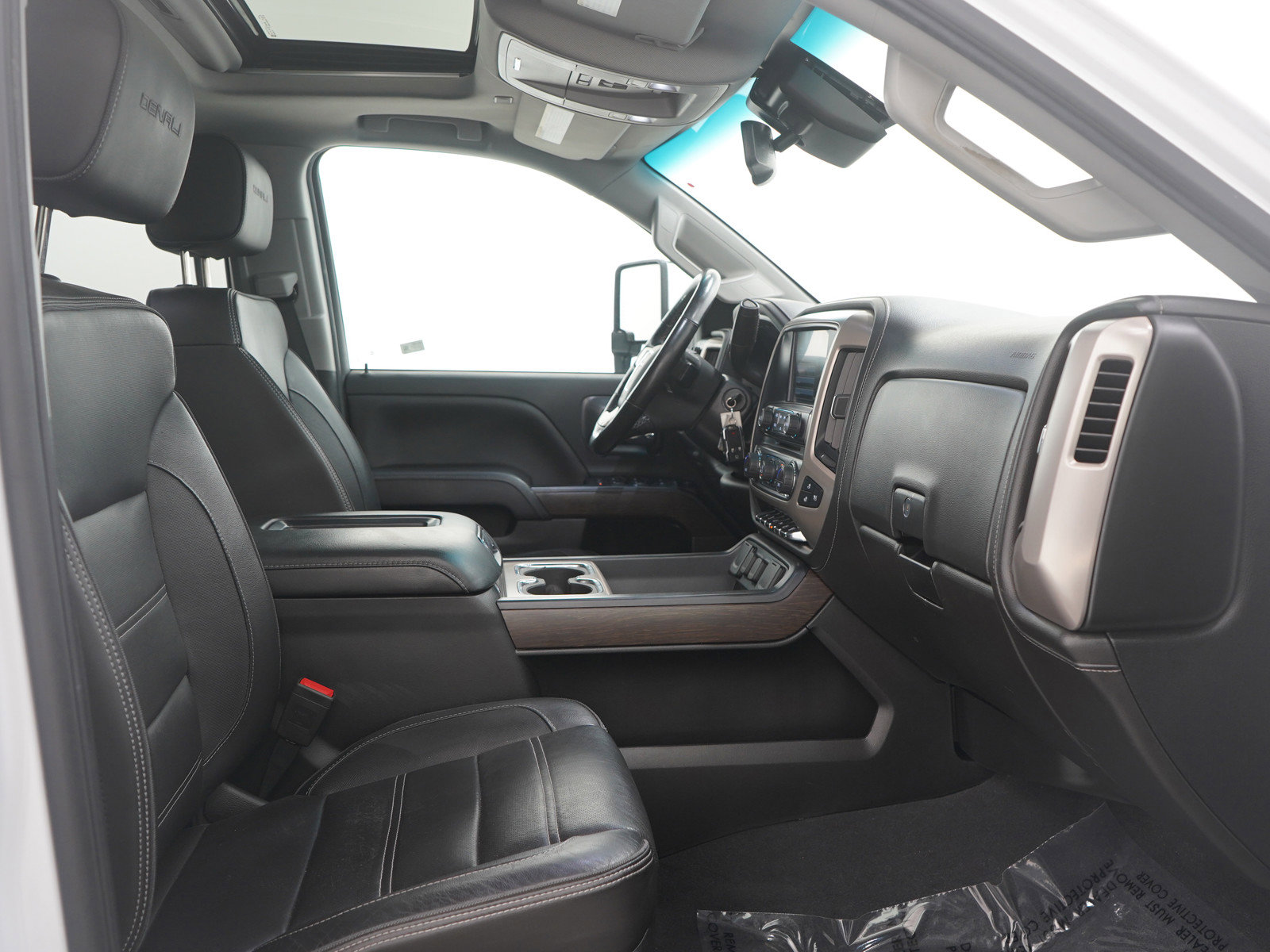 Used 2019 GMC Sierra 3500 Denali w/ Duramax Plus Package image 13