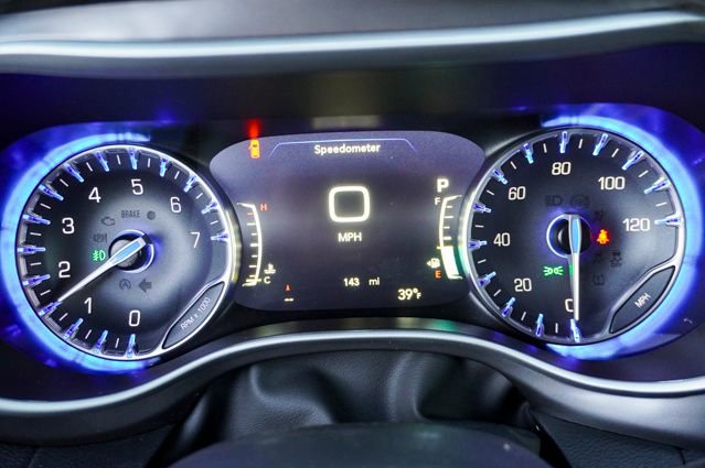 New 2026 Chrysler Pacifica Select image 23