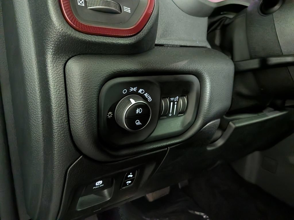 New 2027 RAM 1500 Rebel w/ Rebel Level 1 Equipment Group AWD/4WD image 17