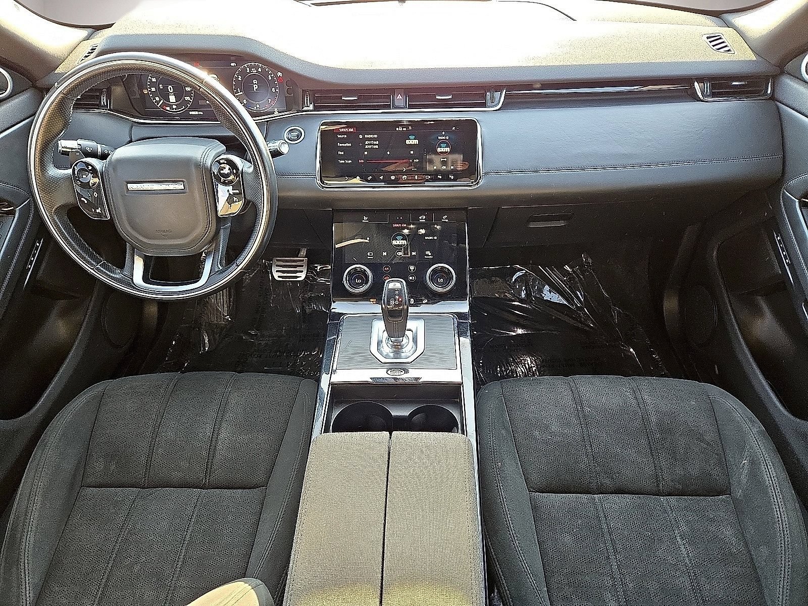 Used 2020 Land Rover Range Rover Evoque R-Dynamic HSE AWD/4WD image 16