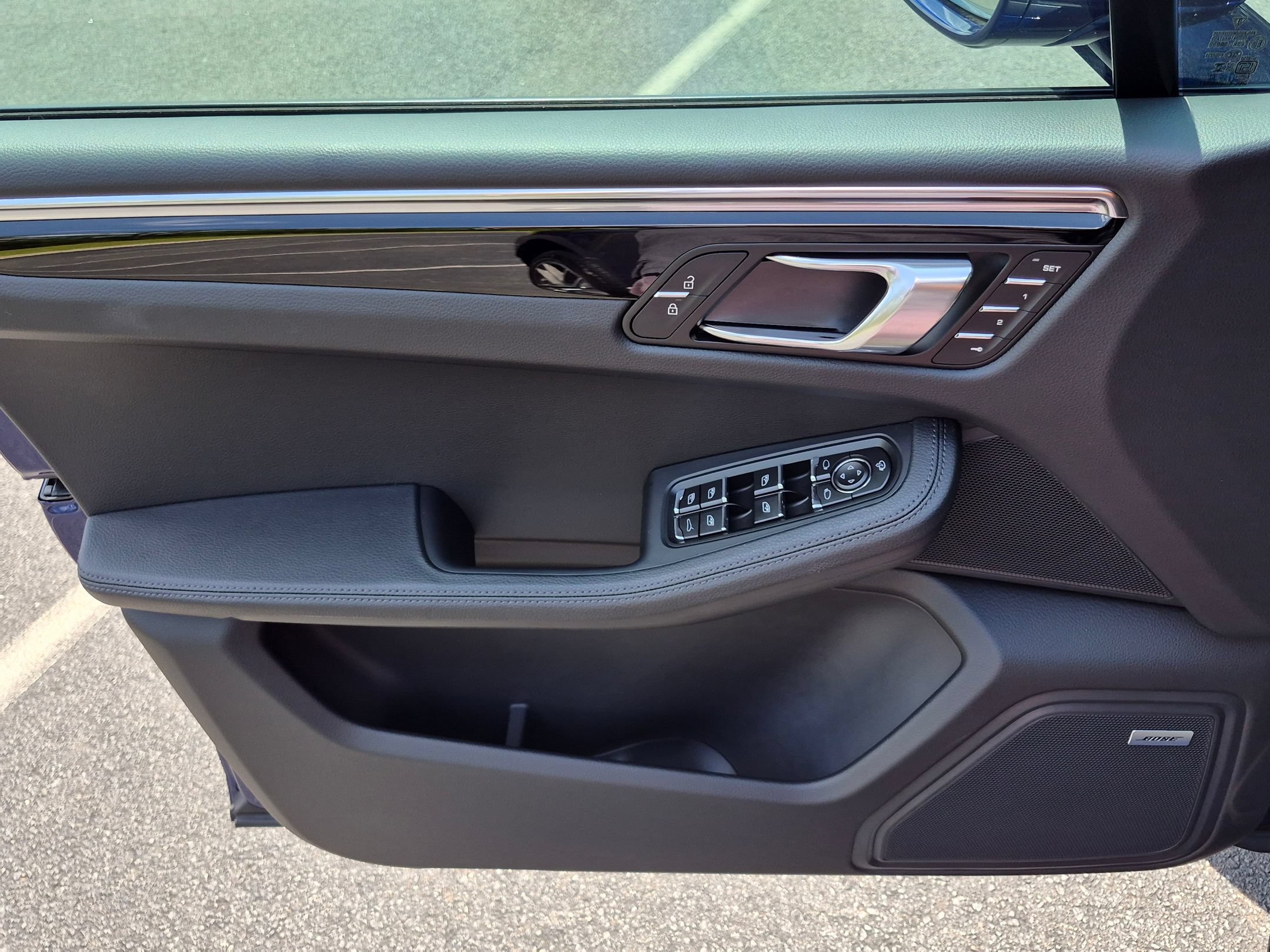 Certified 2026 Porsche Macan AWD/4WD image 22