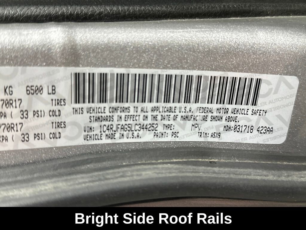 Used 2020 Jeep Grand Cherokee Laredo image 14