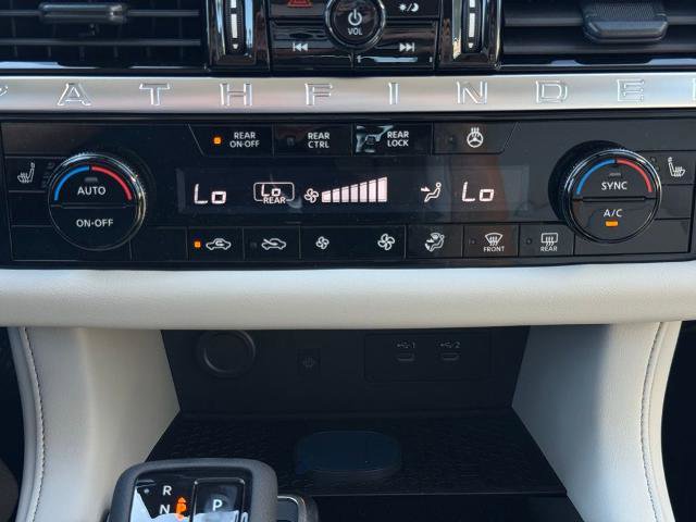 New 2026 Nissan Pathfinder SL image 26