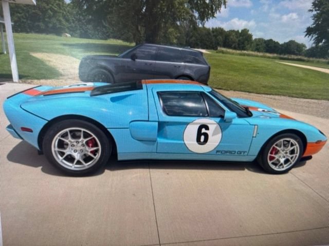 Used 2006 Ford GT RWD image 1