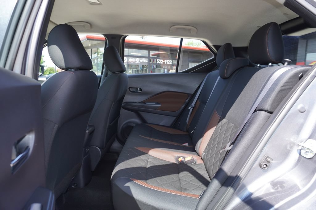 Used 2020 Nissan Kicks SR FWD image 25