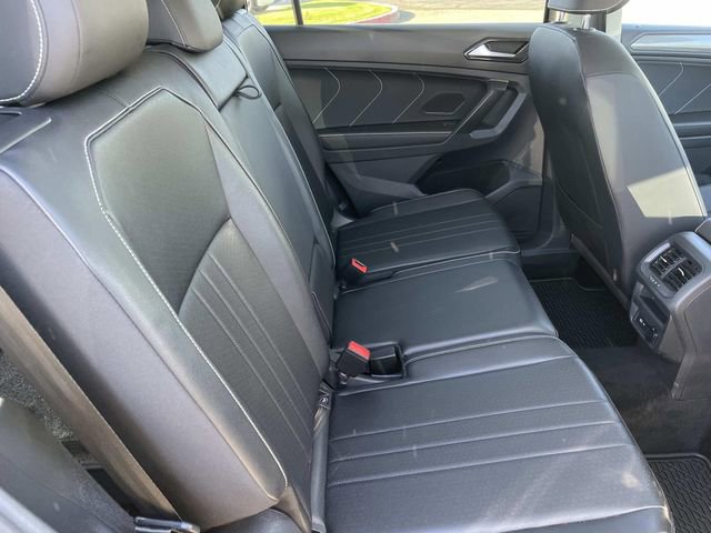 Used 2023 Volkswagen Tiguan SE image 25