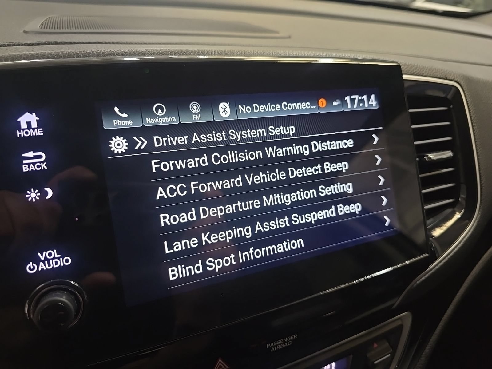 Used 2019 Honda Pilot Touring image 38