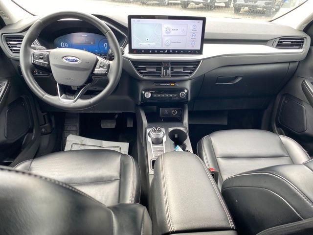 Used 2023 Ford Escape Platinum AWD/4WD image 5