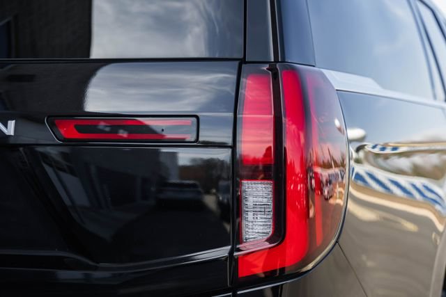 Used 2025 Ford Expedition Max Platinum w/ Driver's Package image 8