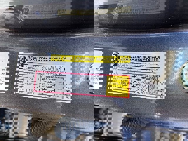 Used 2025 Honda HR-V LX image 9