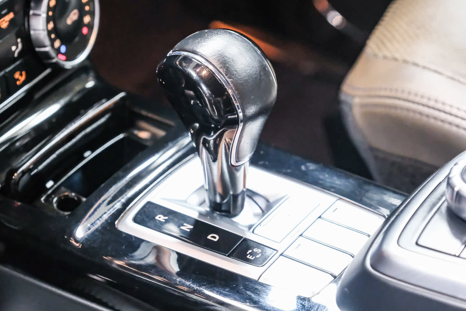 Used 2015 Mercedes-Benz G 550 image 23