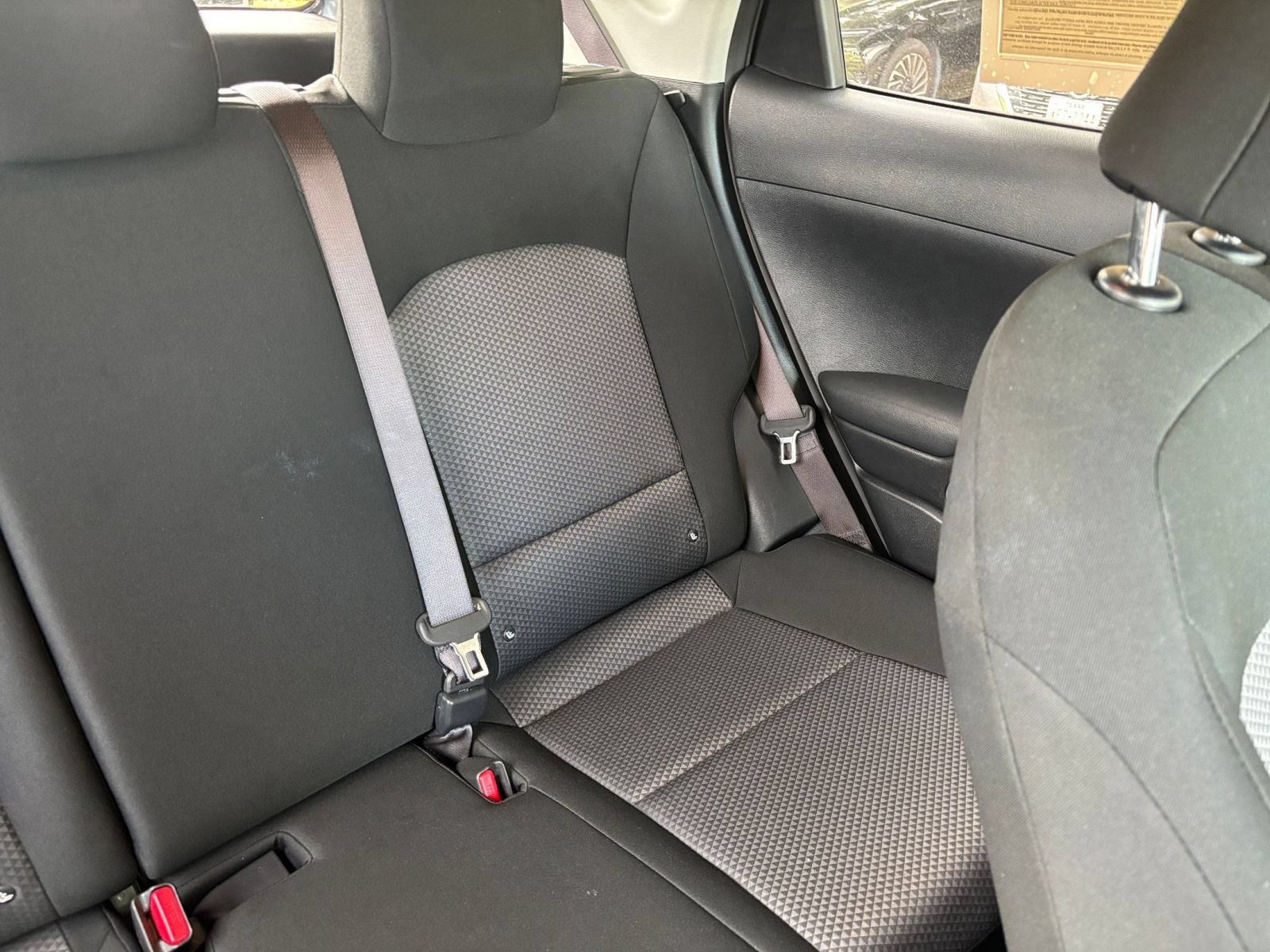 Used 2025 Kia Soul LX w/ LX Technology Package FWD image 34