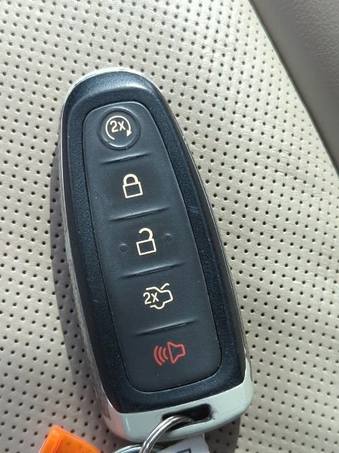 Used 2017 Lincoln Navigator Select AWD/4WD image 31