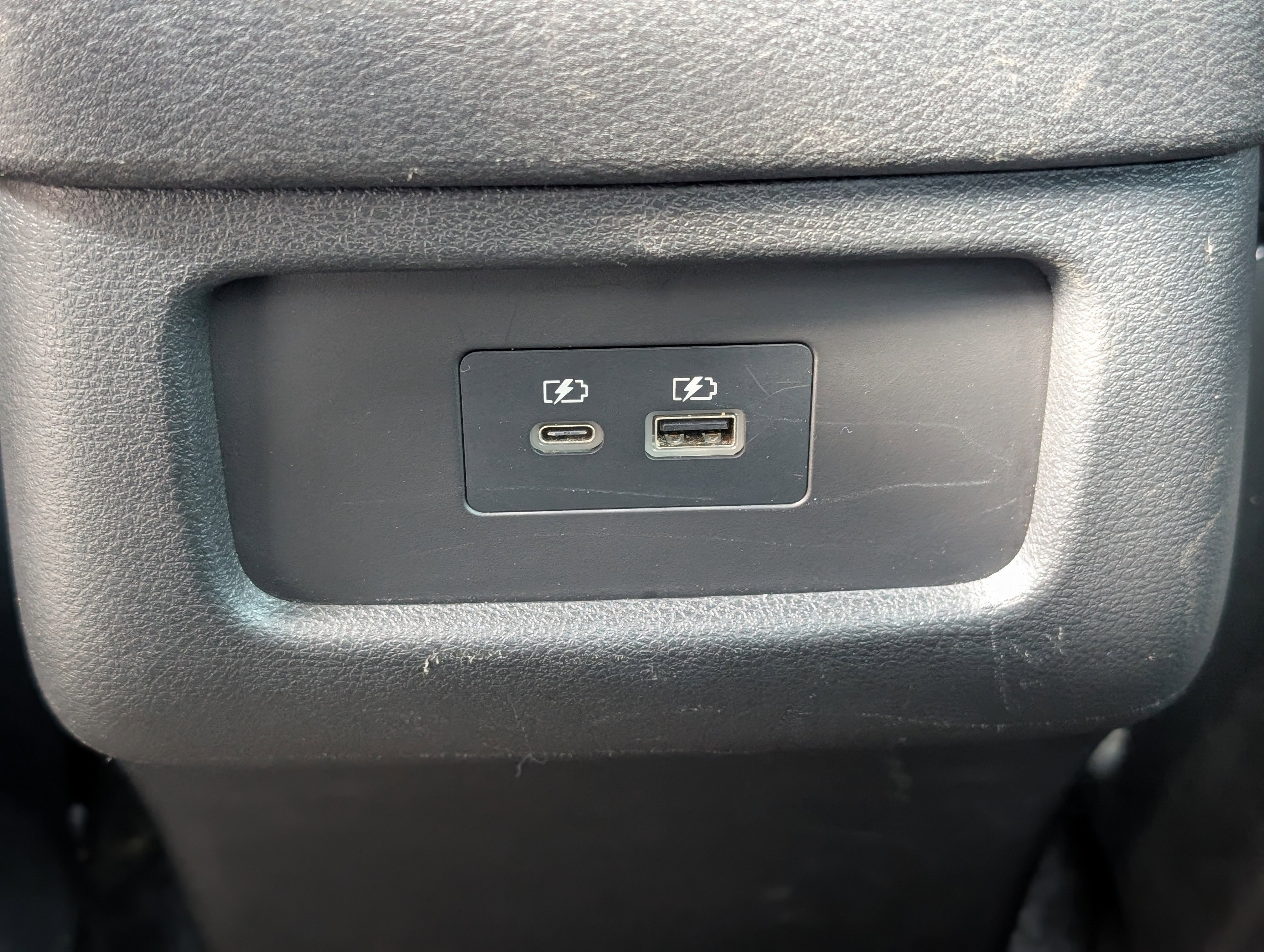 Used 2022 Nissan Pathfinder SL image 37