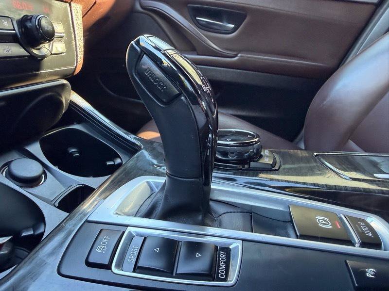 Used 2015 BMW 550i Sedan RWD image 84