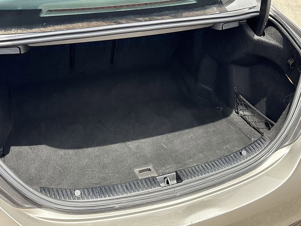 Used 2019 Mercedes-Benz C 300 Sedan image 12