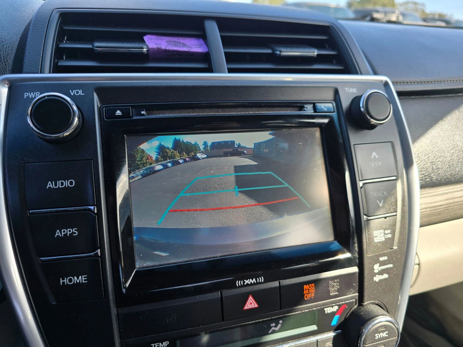 Used 2016 Toyota Camry XLE FWD image 29