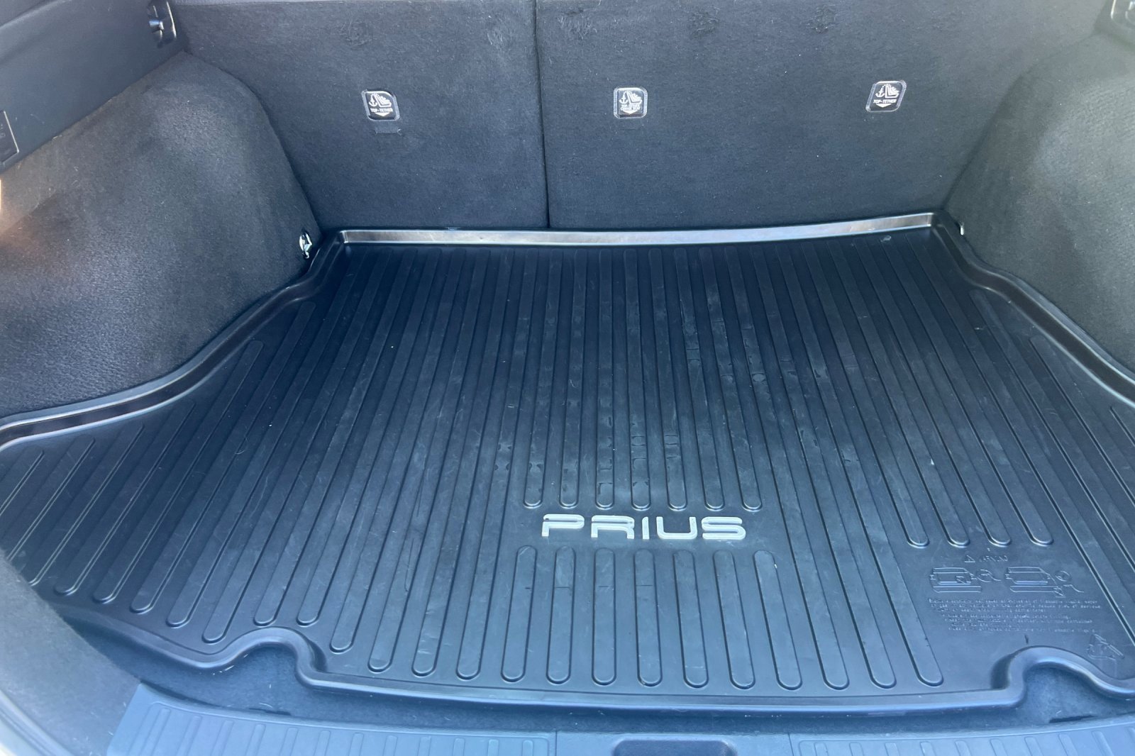 Used 2017 Toyota Prius Three image 17