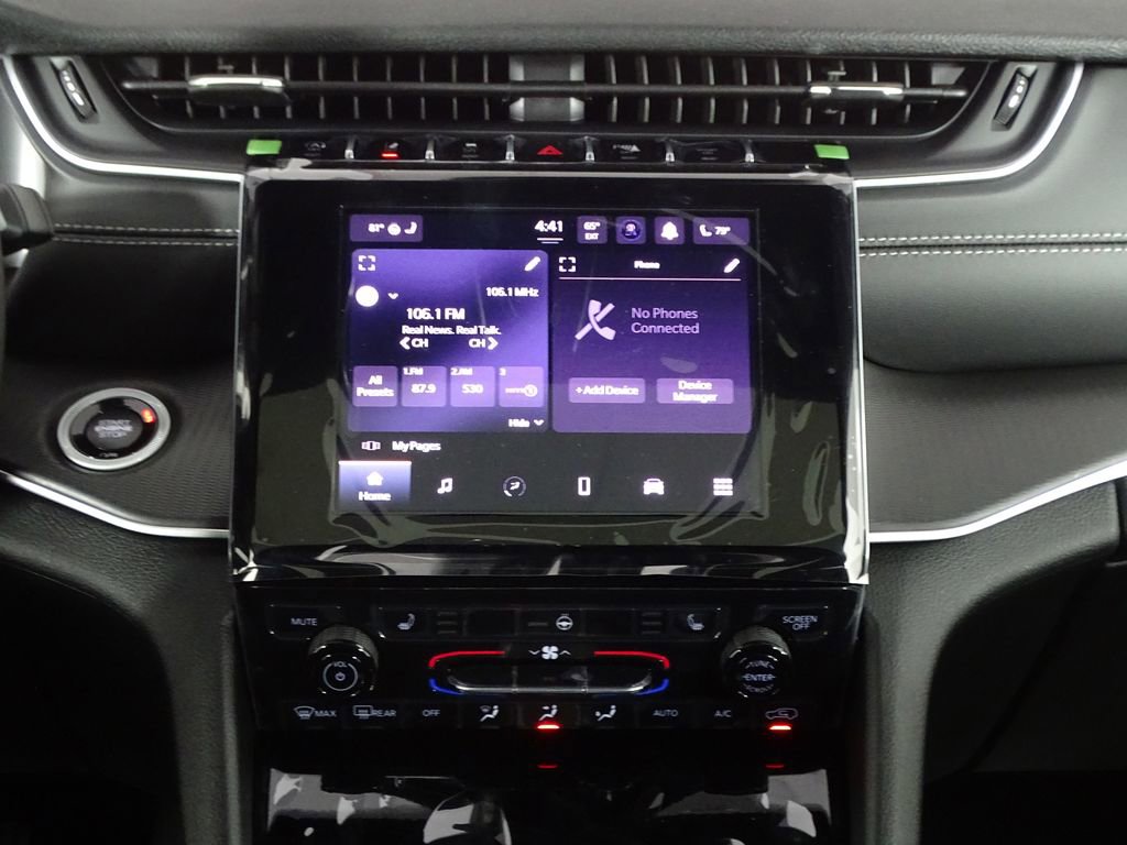 New 2025 Jeep Grand Cherokee L Laredo w/ Luxury Tech Group I image 33