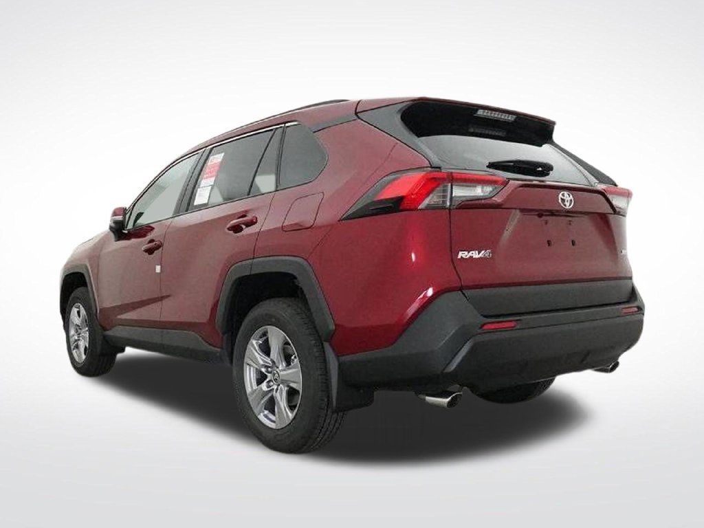 Used 2025 Toyota RAV4 XLE w/ Convenience Package FWD image 25