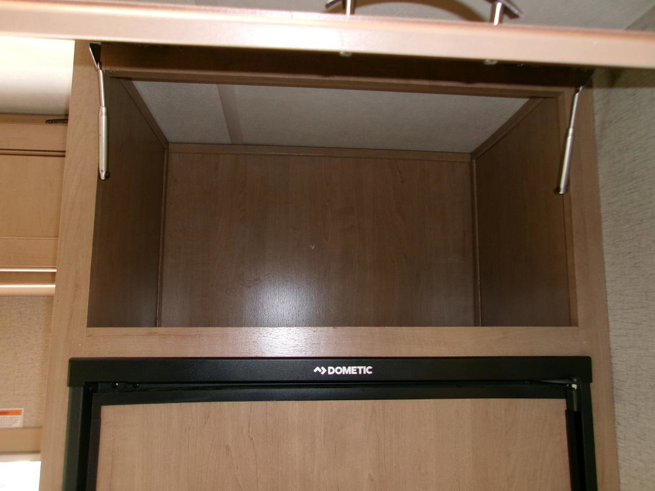 Used 2019 Chevrolet Express 4500 w/ RV Package RWD image 25