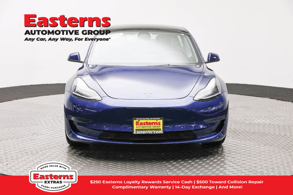 Used 2023 Tesla Model 3 Standard Range RWD image 3