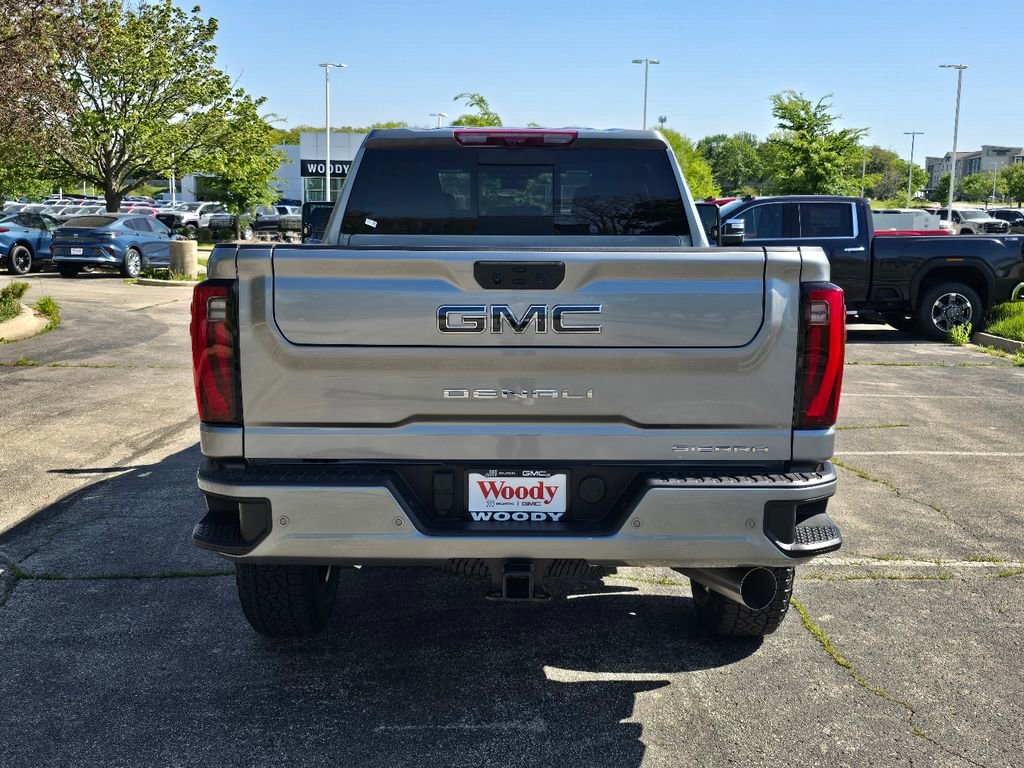 New 2026 GMC Sierra 3500 Denali Ultimate AWD/4WD image 7