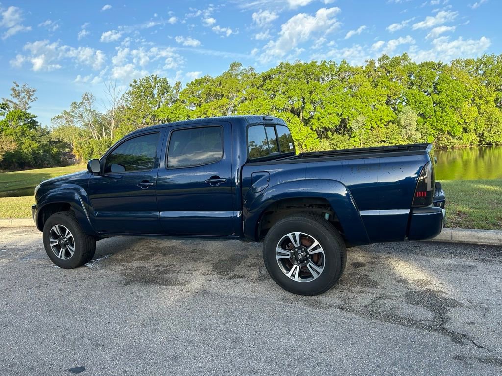Used 2007 Toyota Tacoma PreRunner RWD image 3
