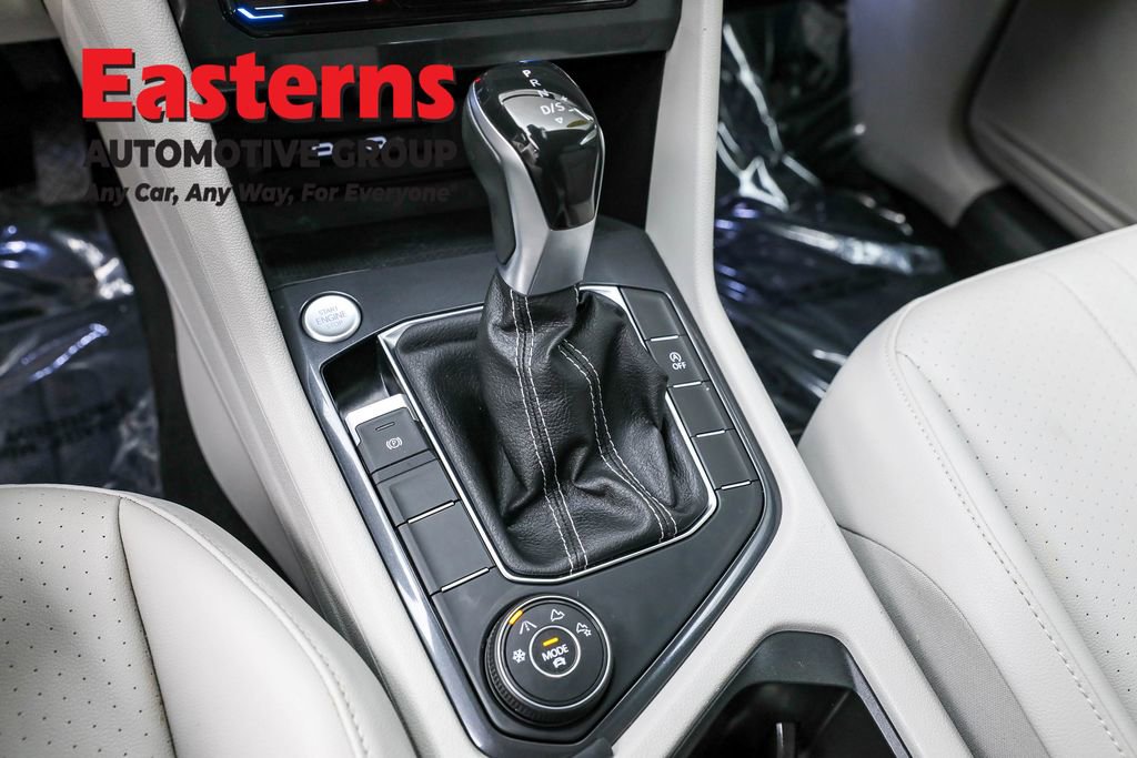 Used 2022 Volkswagen Tiguan SE image 13