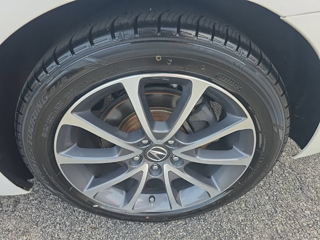 Used 2018 Acura TLX w/ Technology Package AWD/4WD image 8