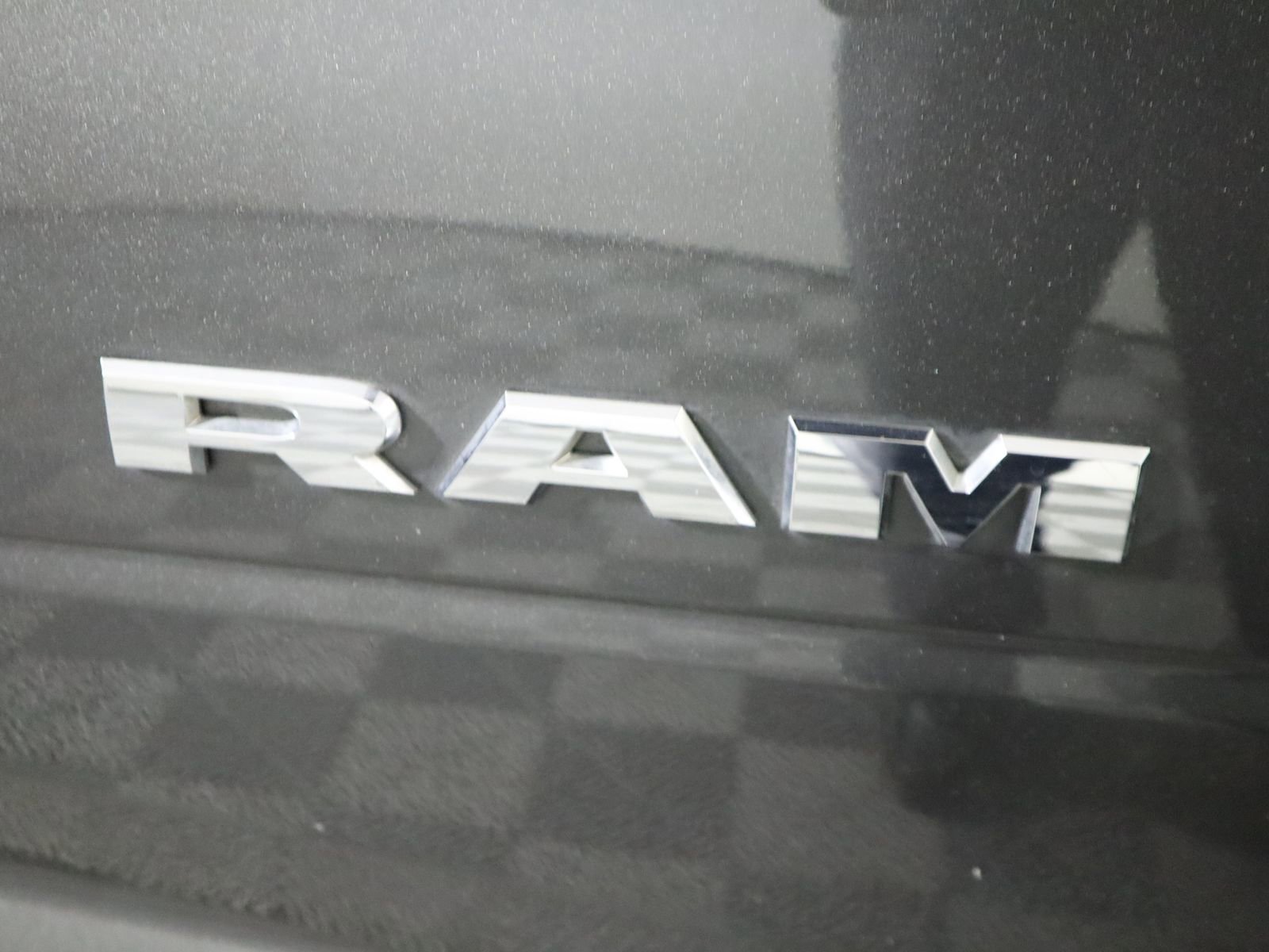 Used 2024 RAM 2500 Laramie image 13
