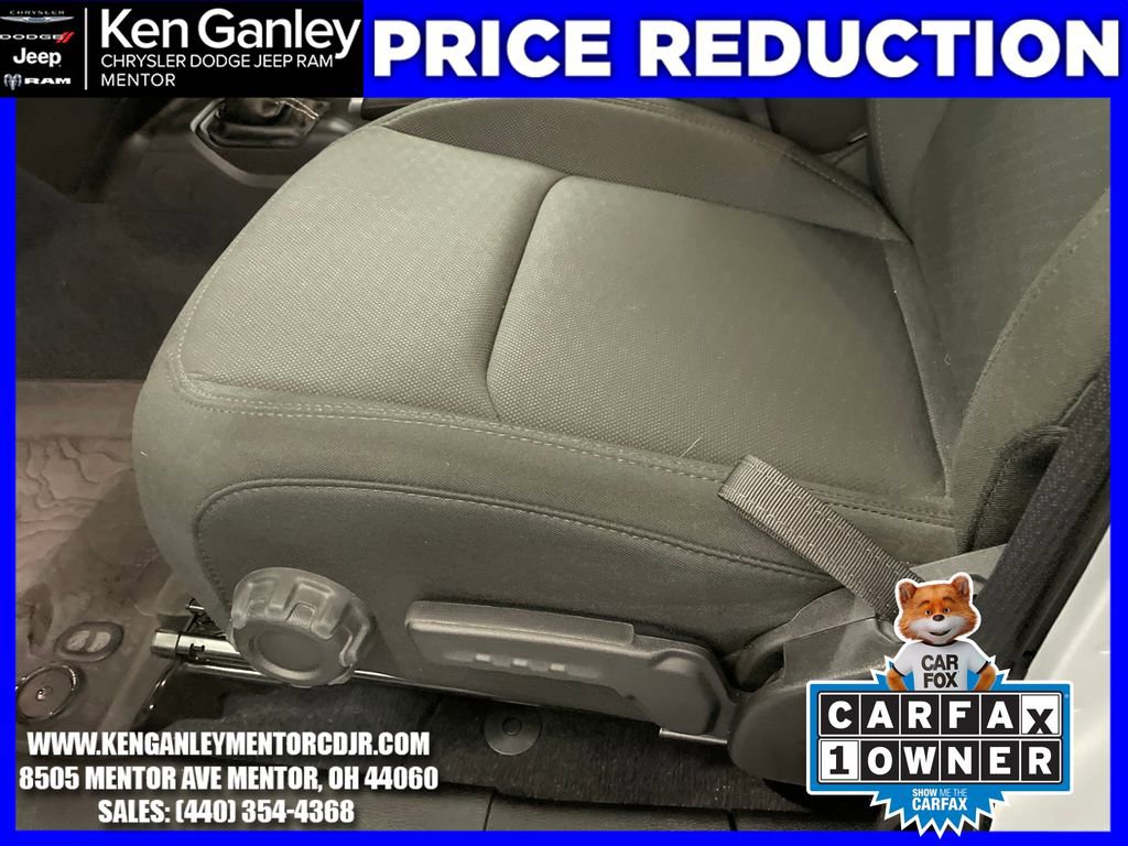 Used 2022 Jeep Wrangler Unlimited Sahara image 13