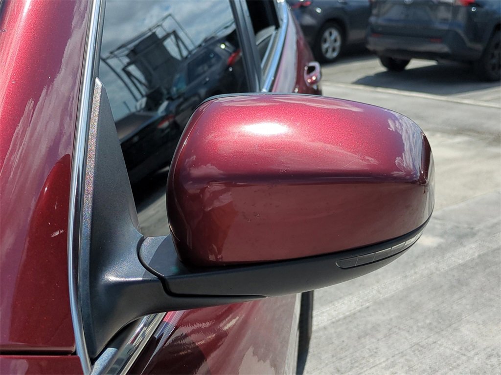 Used 2020 Jeep Cherokee Latitude Plus image 12