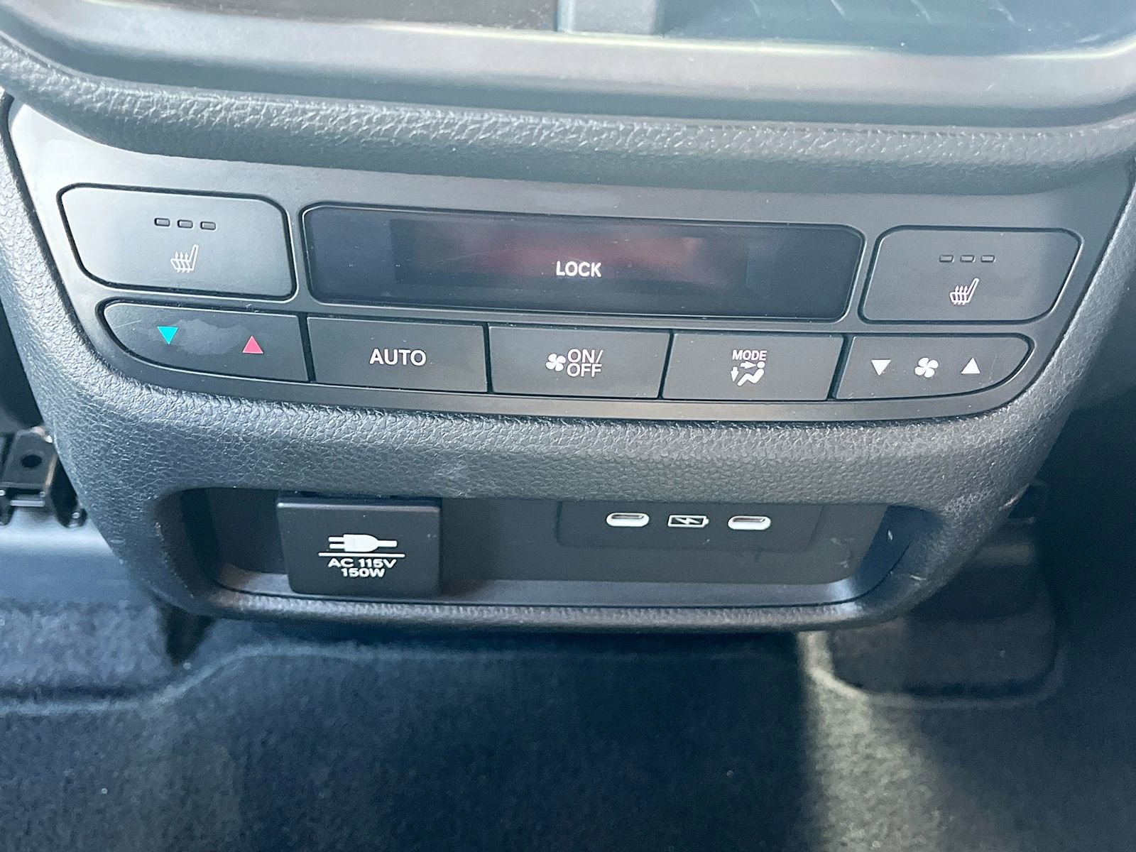 Used 2025 Honda Pilot Elite image 27