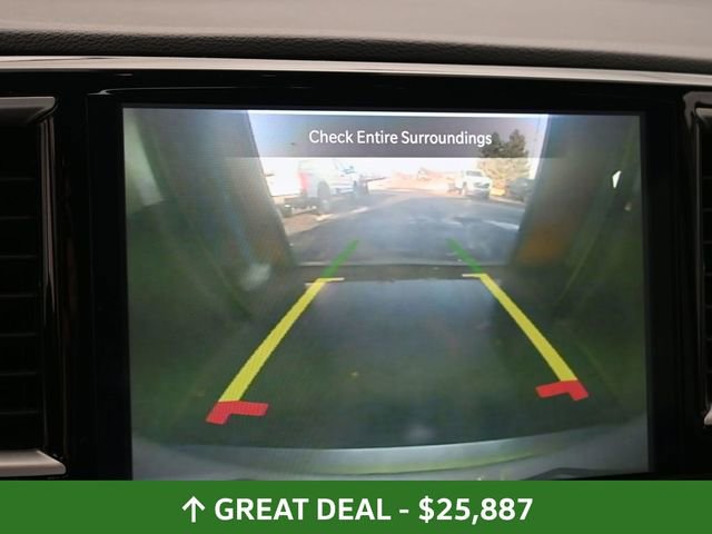 Used 2024 Chrysler Pacifica Touring-L image 32