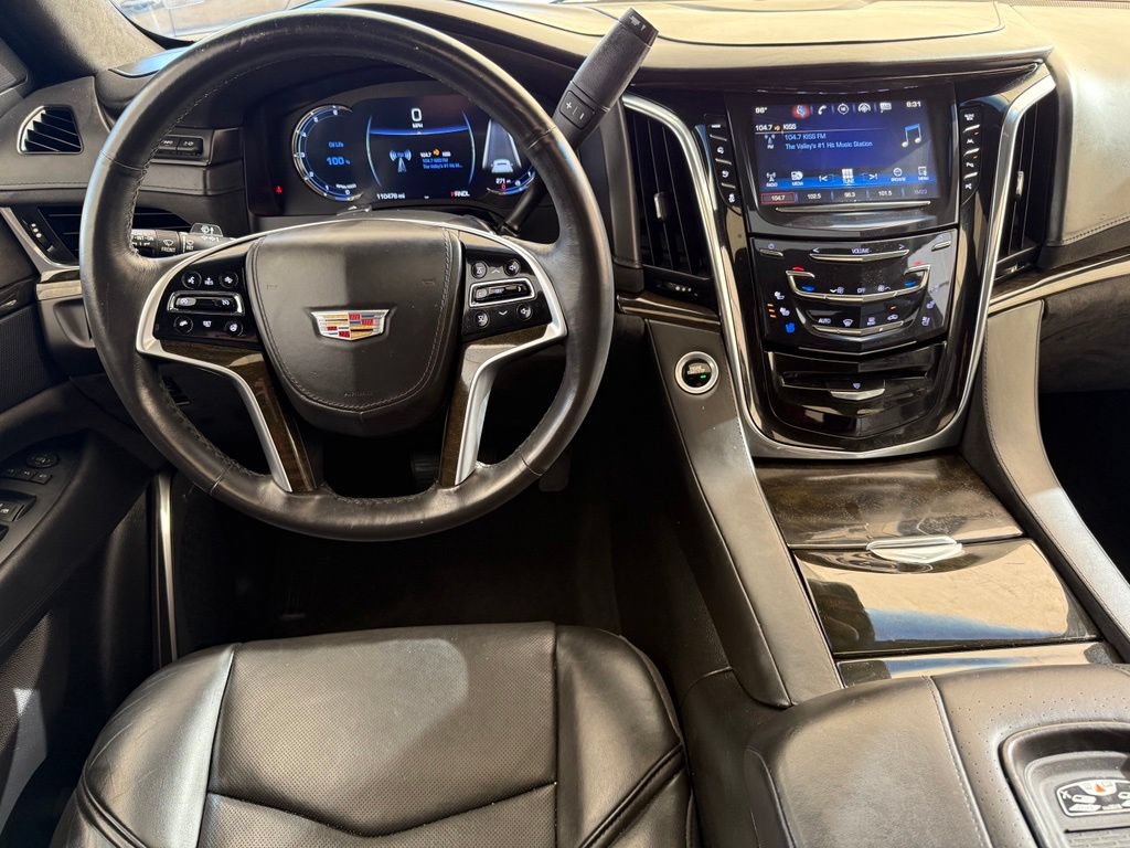 Used 2018 Cadillac Escalade Platinum AWD/4WD image 24