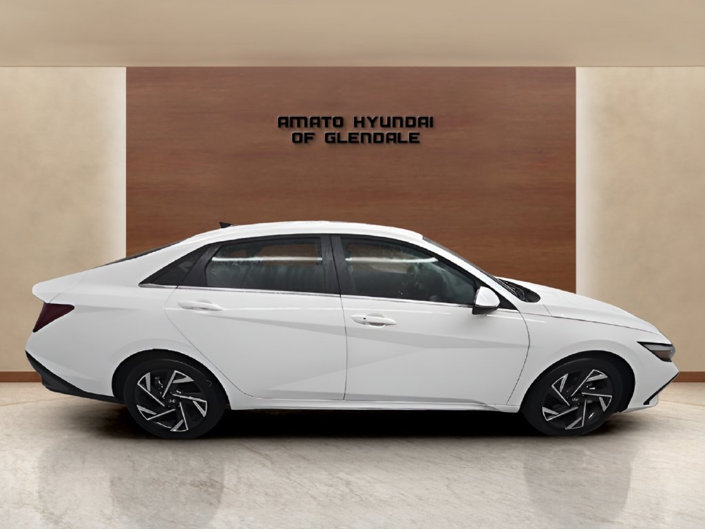New 2026 Hyundai Elantra Limited FWD image 8