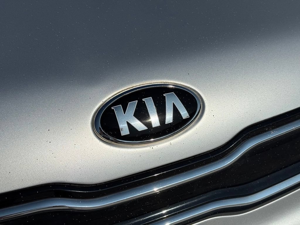 Used 2019 Kia Soul + FWD image 8