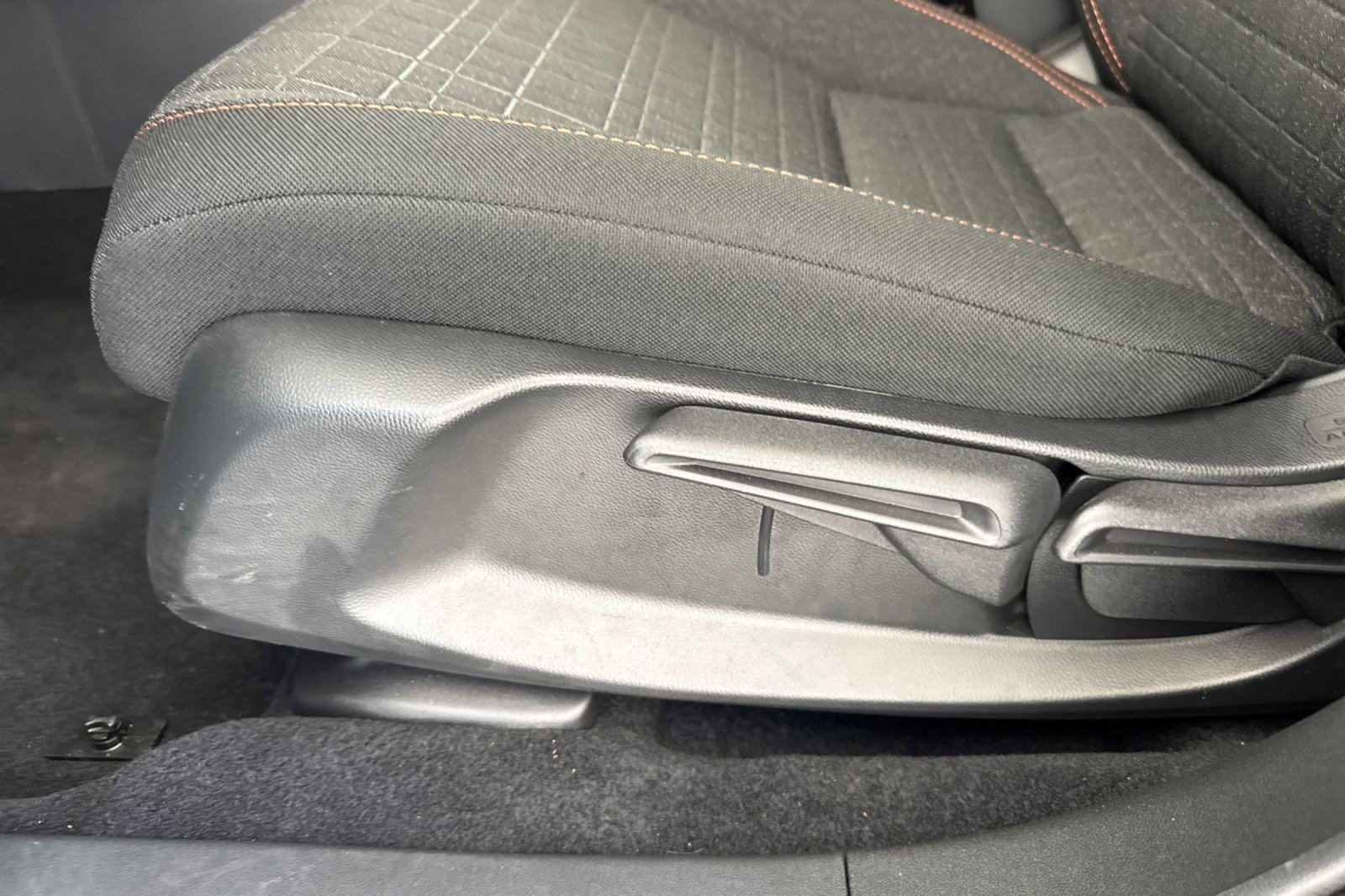 Certified 2026 Honda HR-V Sport image 14