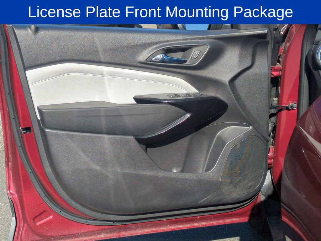 Certified 2024 Chevrolet Trax LT w/ Driver Confidence Package image 9