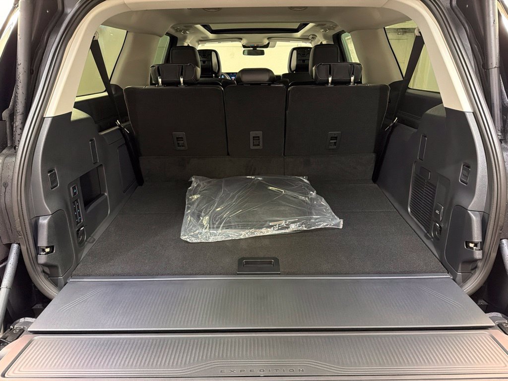 New 2027 Ford Expedition Max Platinum AWD/4WD image 45