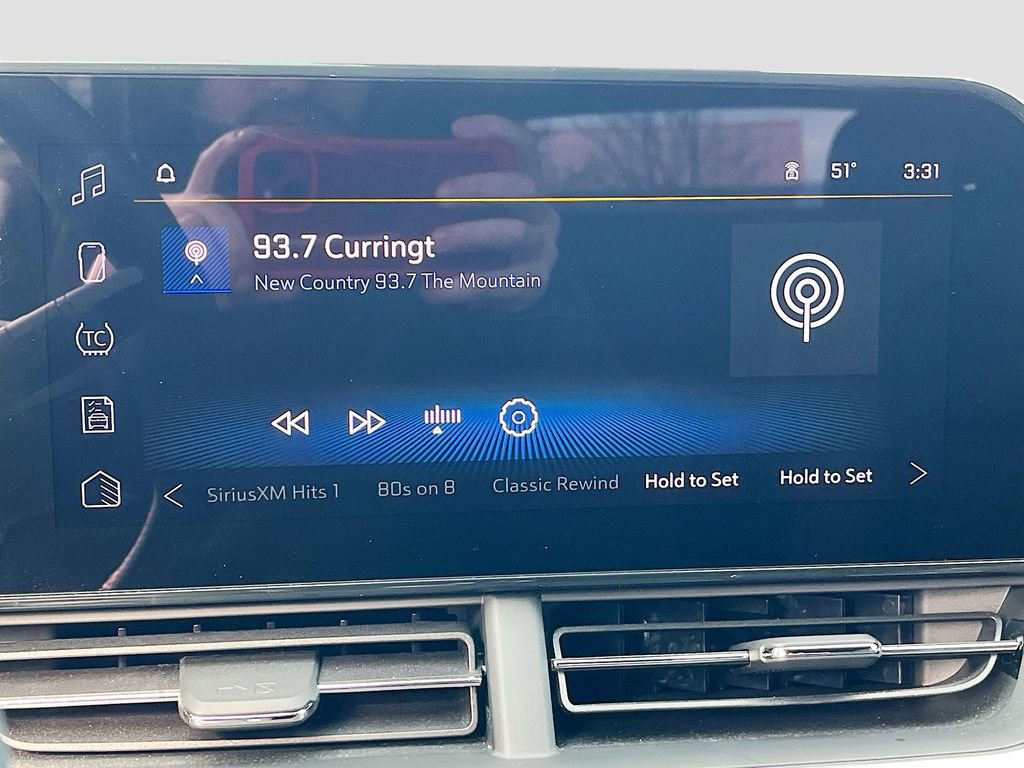 Used 2024 Chevrolet Trax RS w/ Driver Confidence Package image 14