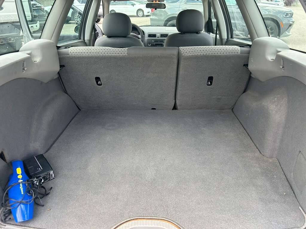Used 2006 Ford Focus SE FWD image 16