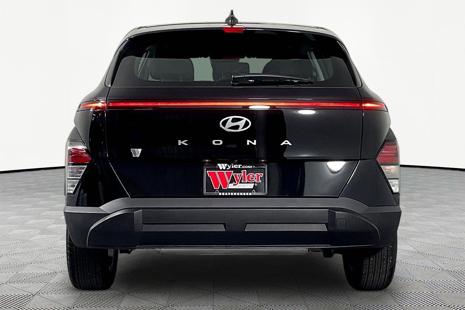 Certified 2026 Hyundai Kona SE FWD image 5